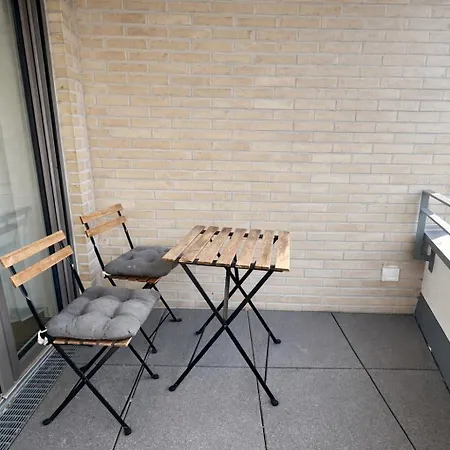 Homely! Design Airport Fair Balcony Frankfurt am Main